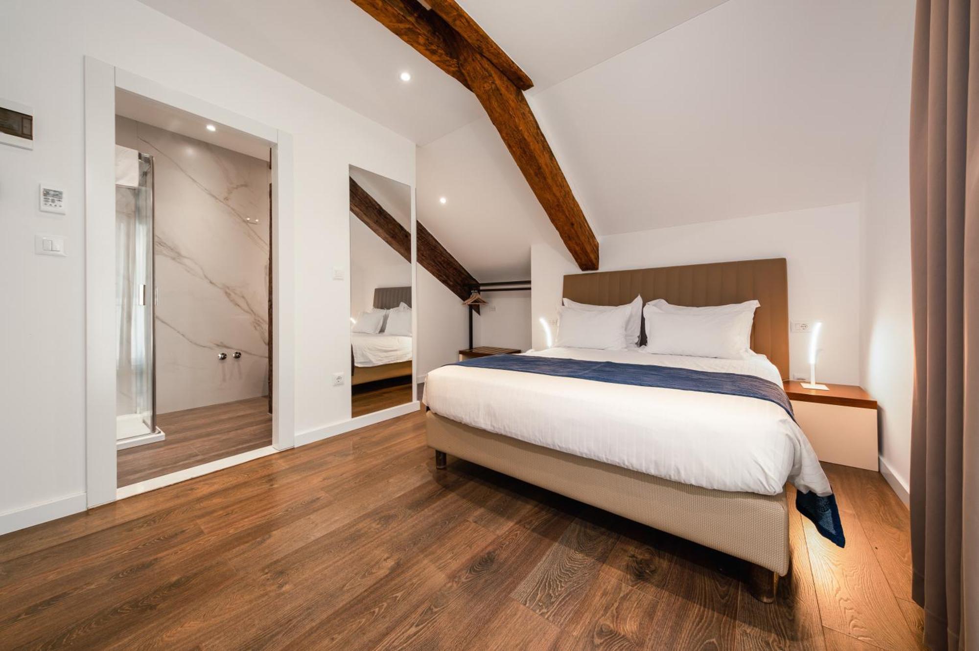 Azur Palace Luxury Rooms Split Ngoại thất bức ảnh