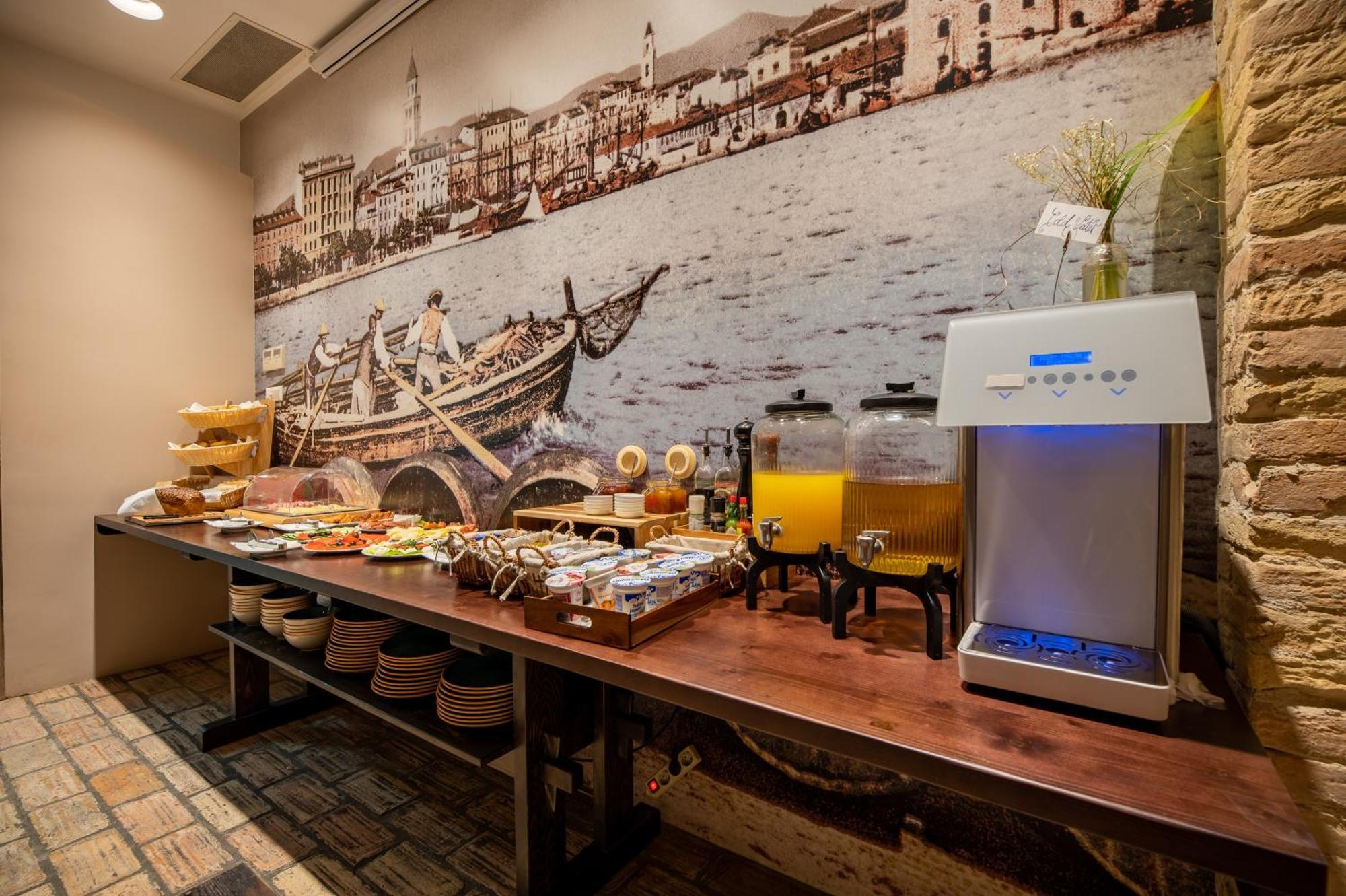 Azur Palace Luxury Rooms Split Ngoại thất bức ảnh